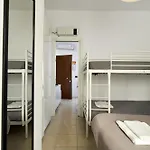 Marina, 4 Posti Vicino Al Mare